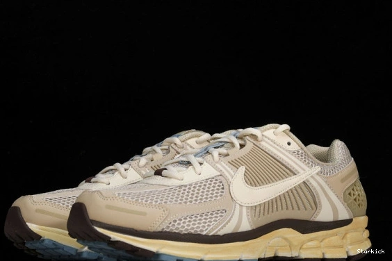 FB8825-111  Vomero 5  Oatmeal  Nike Zoom 1117